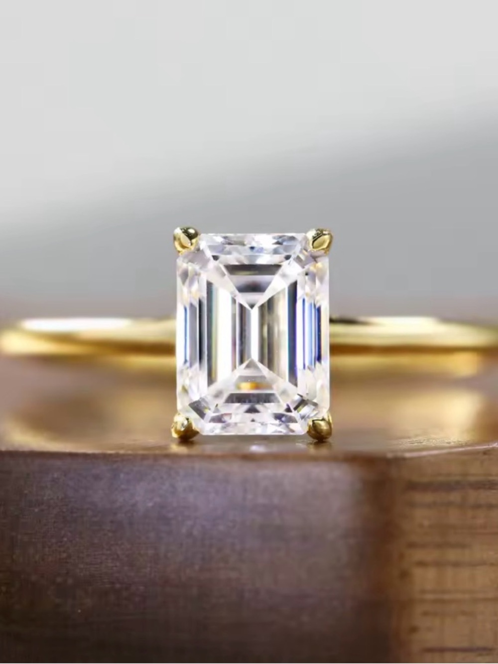 1CT Emerald Cut Moissanite Diamond Solitaire Ring Gold Engagement Promise Ring